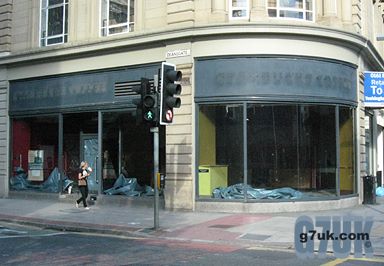 Former Starbucks on the corner of Deansgate and King Street
